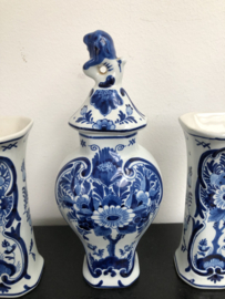 de Porceleyne Fles: prachtig Delfts Blauw kaststel hoogte dekselvaas 22 cm zijvaas 15 cm