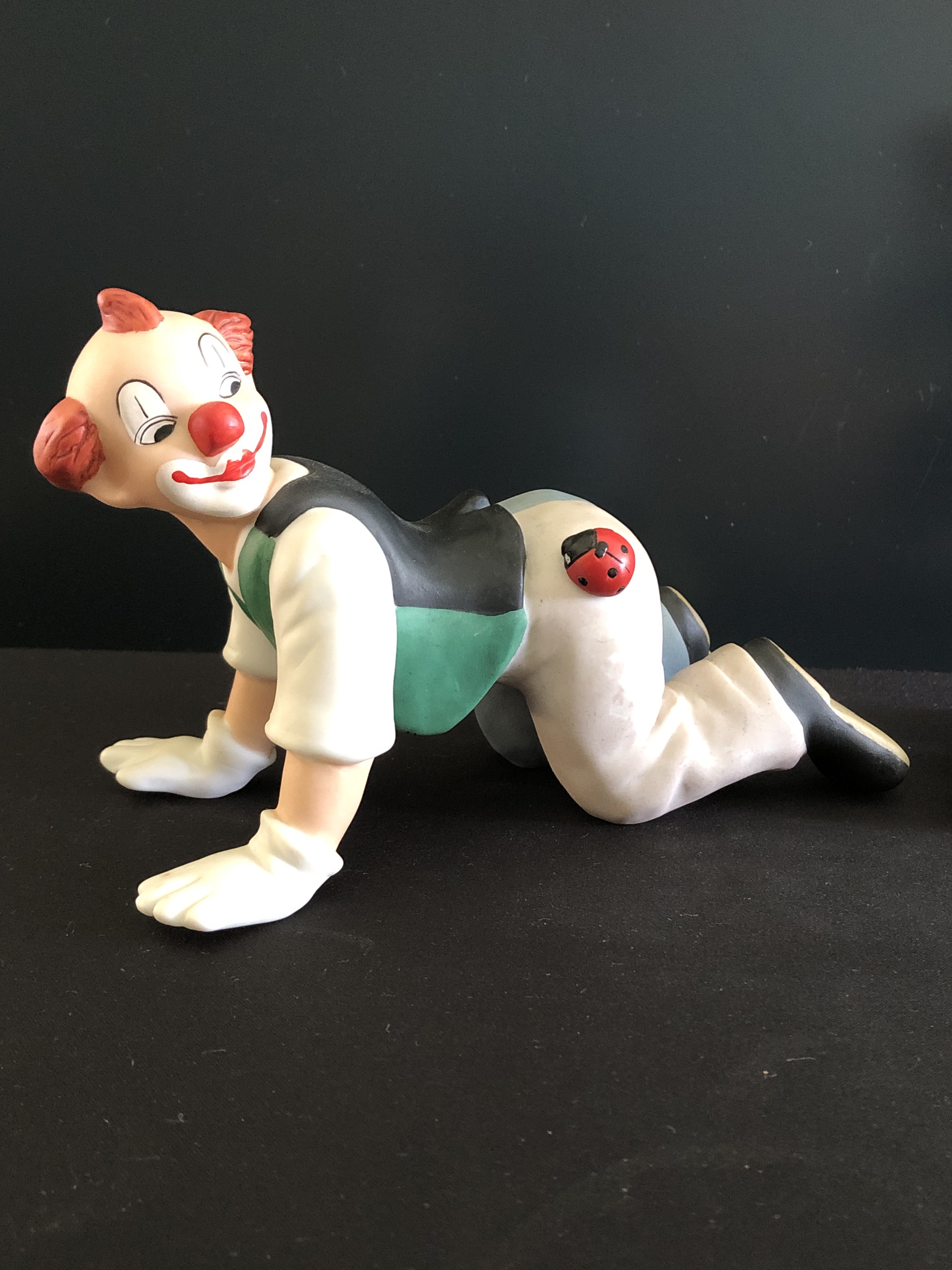 Goebel porselein: Happy Clowns Lucky 19 cm lang