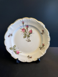 Rosenthal porselein: Pompadour met relief grote Gebaksset schaal doorsnede 30 cm met 12 gebaksbodjes doorsnede 16 cm