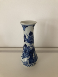 de Porceleyne Fles: Delft Blauwe Vaas jaarletters CX=1978 schilder JSM hoog 13 cm