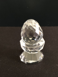 Swarovski Kristal: Ei op eierdopje hoog 6 cm