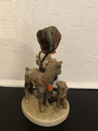 Originele Grote Hummel 200/I Ziegenbub / Little Goat Herder 13 cm TMK-6 1979-1991