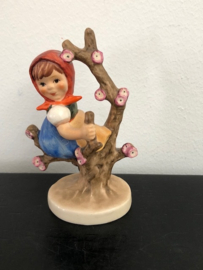 Originele Hummel 141 3/0 Fruhling / Apple Tree Girl 11 cm TMK-6