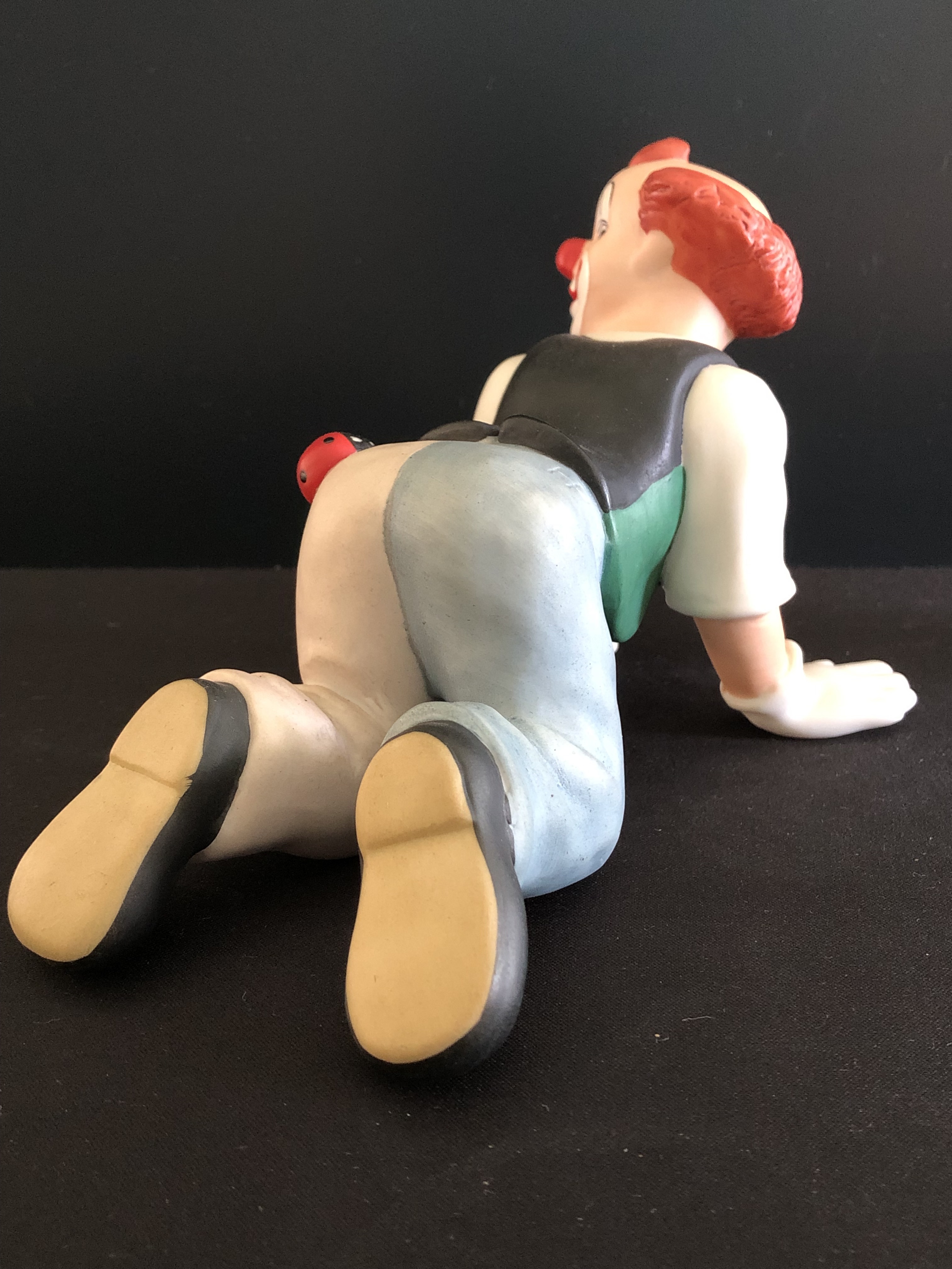 Goebel porselein: Happy Clowns Lucky 19 cm lang