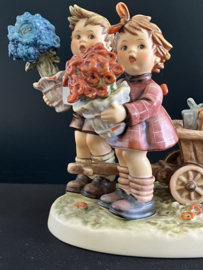 Originele Hummel 751 Hab' mein Wagen voll geladen / Love's Bounty  16,5 cm TMK7 11e figuur Century Collection 1996