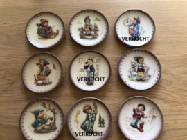 Originele Hummelbordjes doorsnede 10 cm zie omschrijving