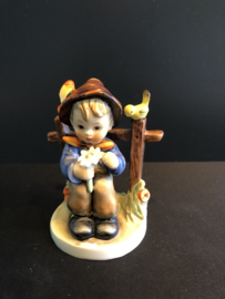 Originele Hummel 174 Liebt mich, liebt mich nicht/She loves me, She loves me not 11 cm TMK-4