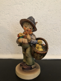 Originele Hummel 378 Ostergruss / Easter Greetings 13 cm TMK-5 1972-1979