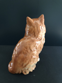 Beswick porselein: rode kater / poes nr 1867 hoog 23 cm breed 14 cm diep 12 cm glans