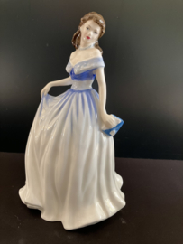 Royal Doulton porselein:  beeld 'Charlotte' HN 4092 hoog 22 cm gesigneerd