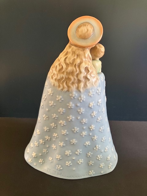 VERKOCHT Originele Hummel 10/1 Blumenmadonna / Flower Madonna 21 cm hoog TMK-2 1950-1959