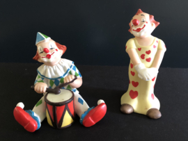 Goebel porselein: Happy Clowns Luigi 10 cm hoog / Bopov 12 cm hoog