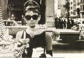 Ansichtkaart - Audrey Hepburn  window