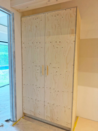 Kledingkast op maat 2 deurs | Fins vuren underlayment