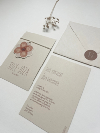*NIEUW* Trouwkaart Suze & Joza label  bloem rondom