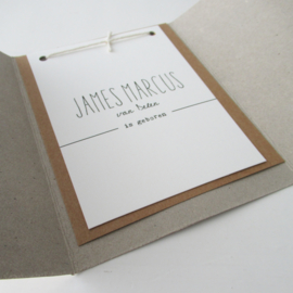 Geboortekaart grijsboard pocketfold James