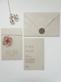 *NIEUW* Trouwkaart Suze & Joza label  bloem rondom