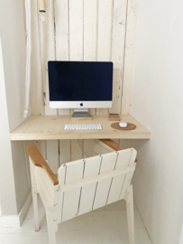 Zwevend bureau berken multiplex