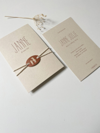 Geboortekaart Janne met ovaal labeltje