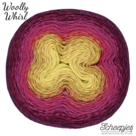 478 Woolly Whirl Crème Anglaise Centre