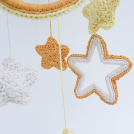 DIY Haakpakket Mobiel met Sterren Kailua Almond