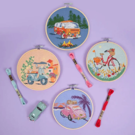 DMC Kruiststeek kit Rode Fiets 15cm