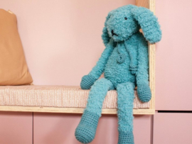 Gespot! ~ Knuffelkonijn Teddy