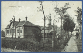 VEERE, Schoolplein. Gelopen kaart.