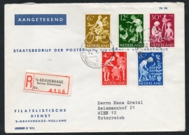 Cover Filatelistische Dienst idem afstempeling met serie kinderzegels 1962. (Aangetekend en FDC).