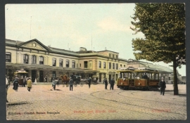 UTRECHT, Station met Electr. tram. Gelopen kaart.
