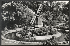 HELLENDOORN, Molen in de Sprookjestuin De Elf Provinciën. Gelopen kaart.