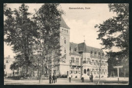 ZEIST, Gemeentehuis. Ongelopen kaart.