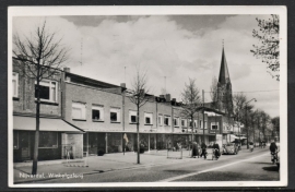 NIJVERDAL, Winkelgalerij. Ongelopen kaart.