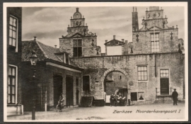 ZIERIKZEE, Noorderhavenpoort 1. Gelopen kaart.