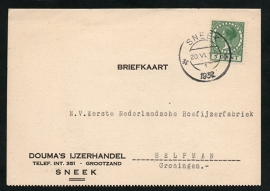 Firma briefkaart SNEEK 1932 met kortebalkstempel SNEEK naar Helpman.