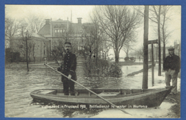 WARTENA, Watersnood in Friesland  1910, Politiedienst te water in Wartena. Ongelopen kaart.
