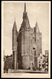 ZWOLLE, Sassenpoort. Gelopen kaart.