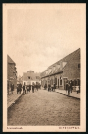 WINTERSWIJK, Lindenstraat. Ongelopen kaart.