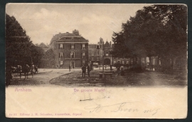 ARNHEM, De Groote Markt. Ongelopen kaart.