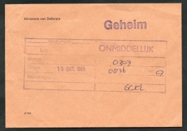 Dienst, Ministerie van Defensie. Geheim cover met lak verzegeld. 15 October 1985.