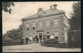 OOSTERWOLDE, Gemeentehuis. Gelopen kaart.