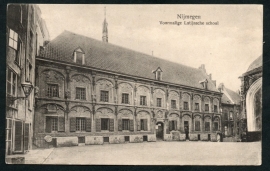 NIJMEGEN, Voormalige Latijnsche School. Gelopen kaart.