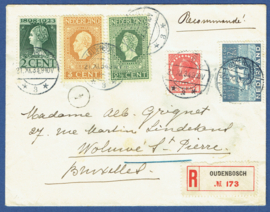 Aangetekende cover met langebalkstempel OUDENBOSCH naar België.