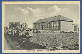 NIEUWDORP, Openbare School. Ongelopen kaart.