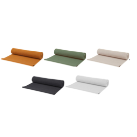 Basic Essentials katoenen geribbelde tafelloper (35 x 220) in 5 kleuren: wit, grijs, denim, eucalyptus en caramel
