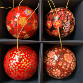 Bungalow KERST kerstballen Gaya ruby doosje van 4 stuks