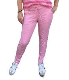 Travelstof broek slimfit || Angelle Milan || baby roze