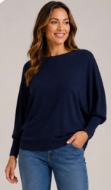 Fijn gebreide trui met vleermuis mouw || Blauw || Nayyar