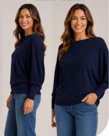 Fijn gebreide trui met vleermuis mouw || Blauw || Nayyar
