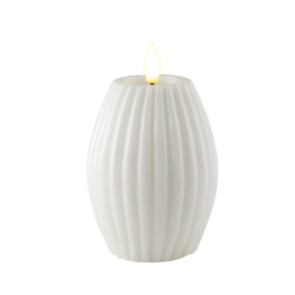 Stripe candle white 7,5 x 10 cm 